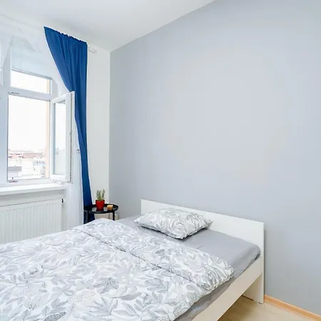 Cozy & Modern Near Center - Argentinska