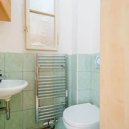 Cozy & Modern Near Center - Argentinska * Prag