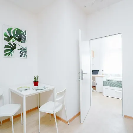 Cozy & Modern Near Center - Argentinska *